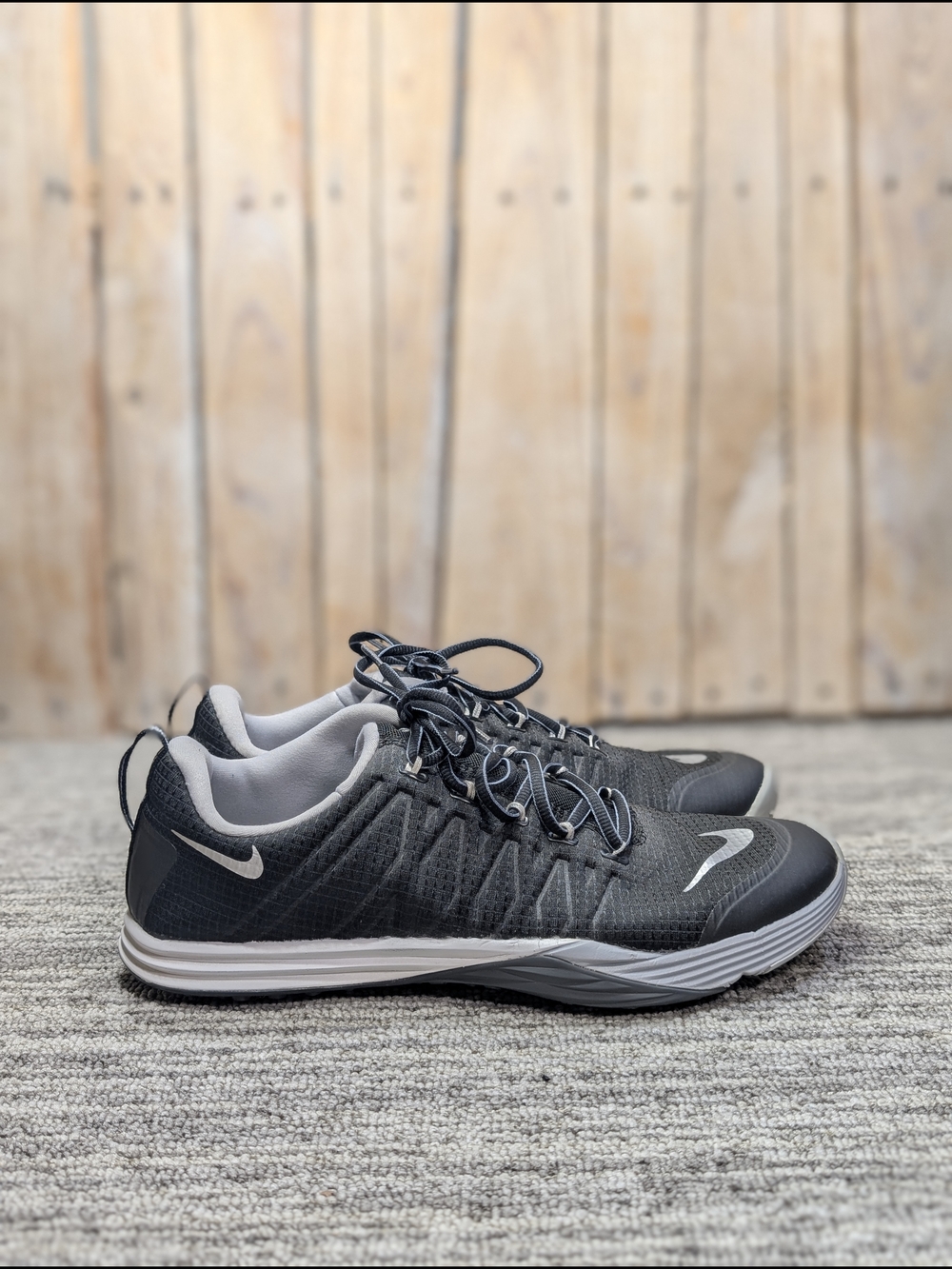Women's Nike Lunar Cross Element Training Shoes - Size 11.5 - 653528-001